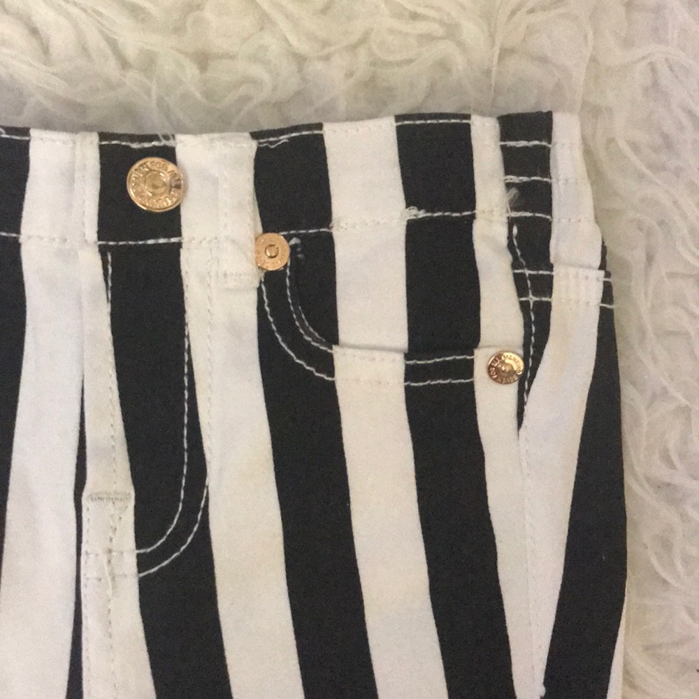 🆕Girls stripped pants